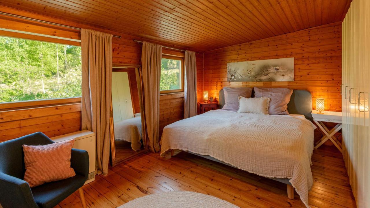 Blockhaus Eifelsteig W/ Kamin Garten & Feuerstelle Berndorf  Exterior photo
